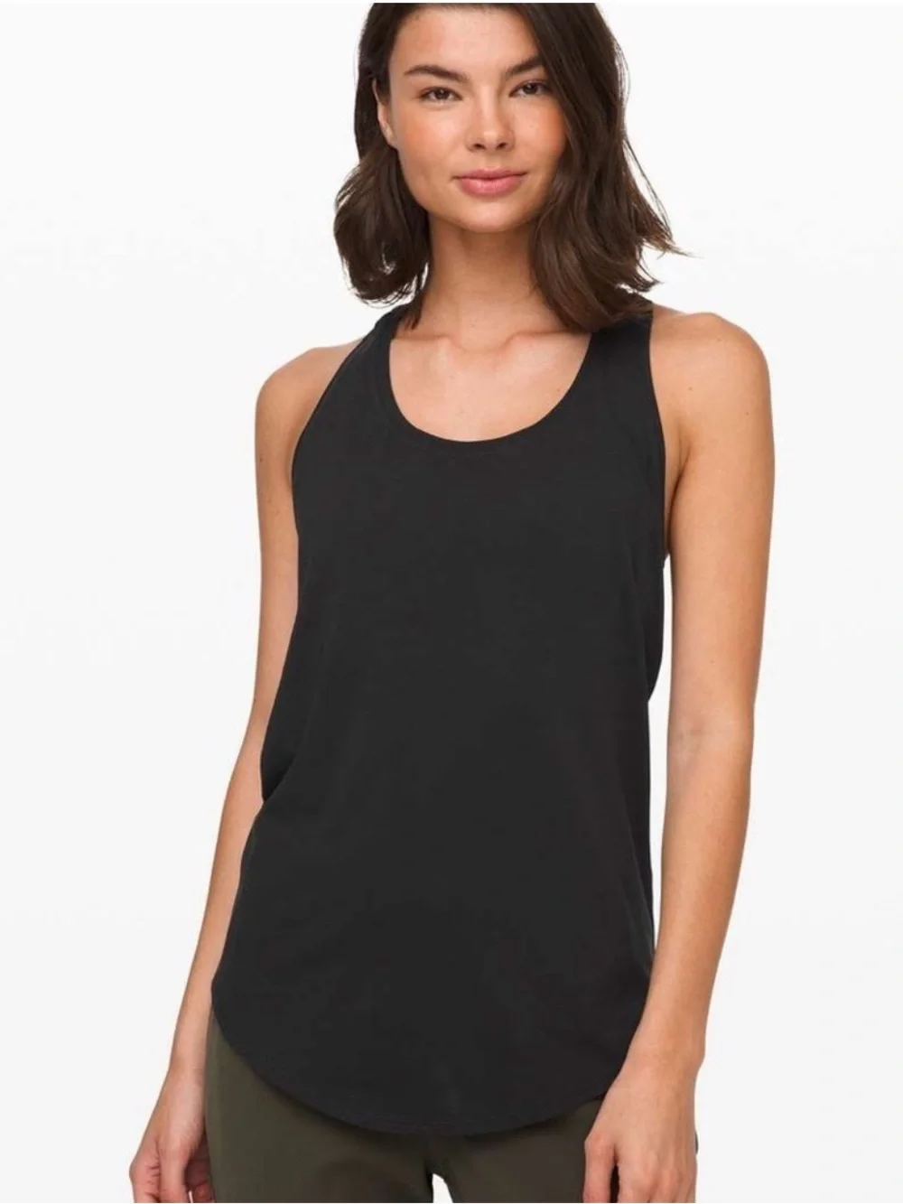 Lululemon Love Tank best for a 6-8